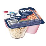 Iogurte Parcialmente Desnatado Morango com Bites Parmalat Fit Bandeja 130g